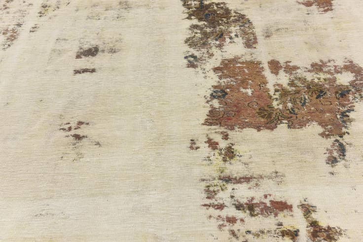 Detail image of 9' x 12' 6 Hand Knotted Ultra Vintage Persian Wool Rug