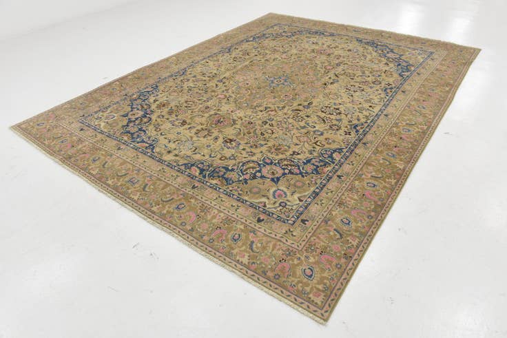 Detail image of 8' 9 x 11' 8 Hand Knotted Ultra Vintage Persian Wool Rug