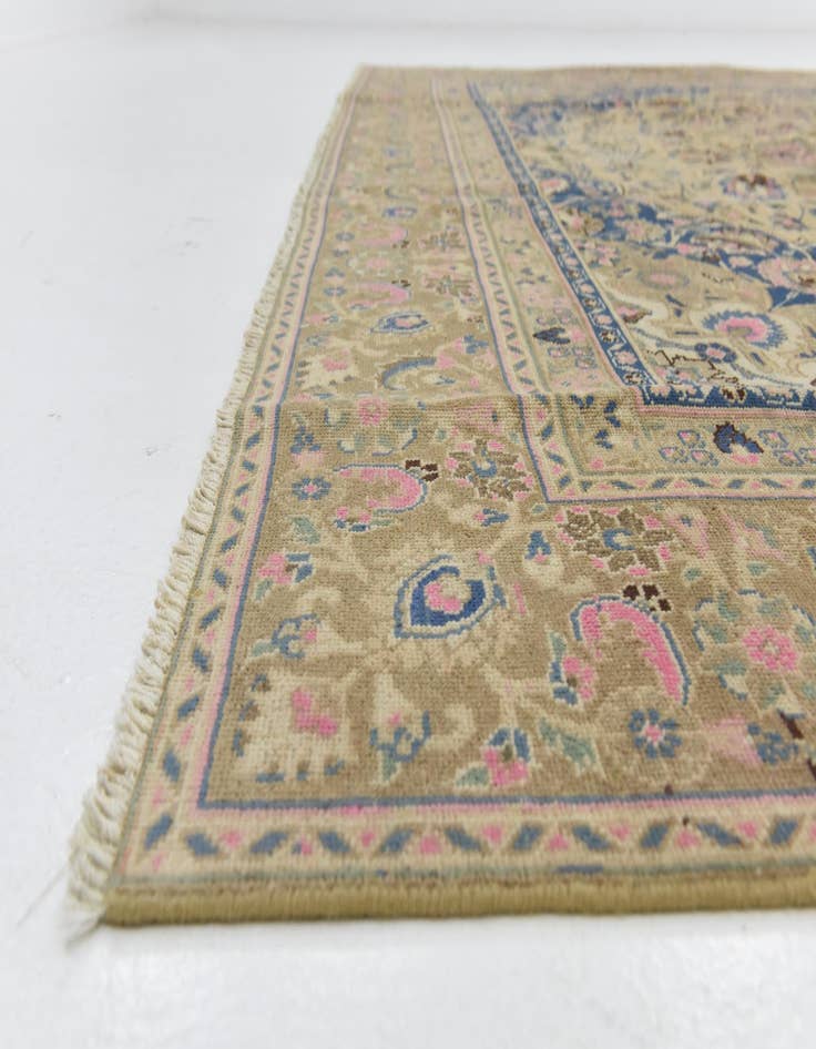 Detail image of 8' 9 x 11' 8  Hand Knotted Ultra Vintage Persian Wool Rug