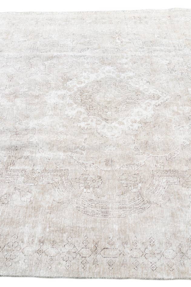 Detail image of 6' 9 x 9' 6 Hand Knotted Ultra Vintage Persian Wool Rug