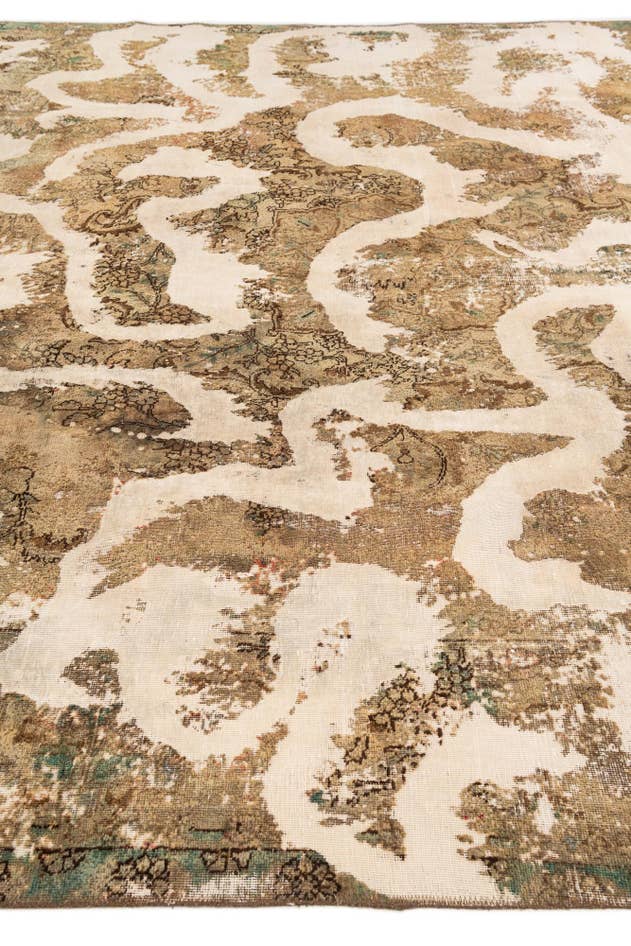 Detail image of 9' 4 x 12' 2 Hand Knotted Ultra Vintage Persian Wool Rug