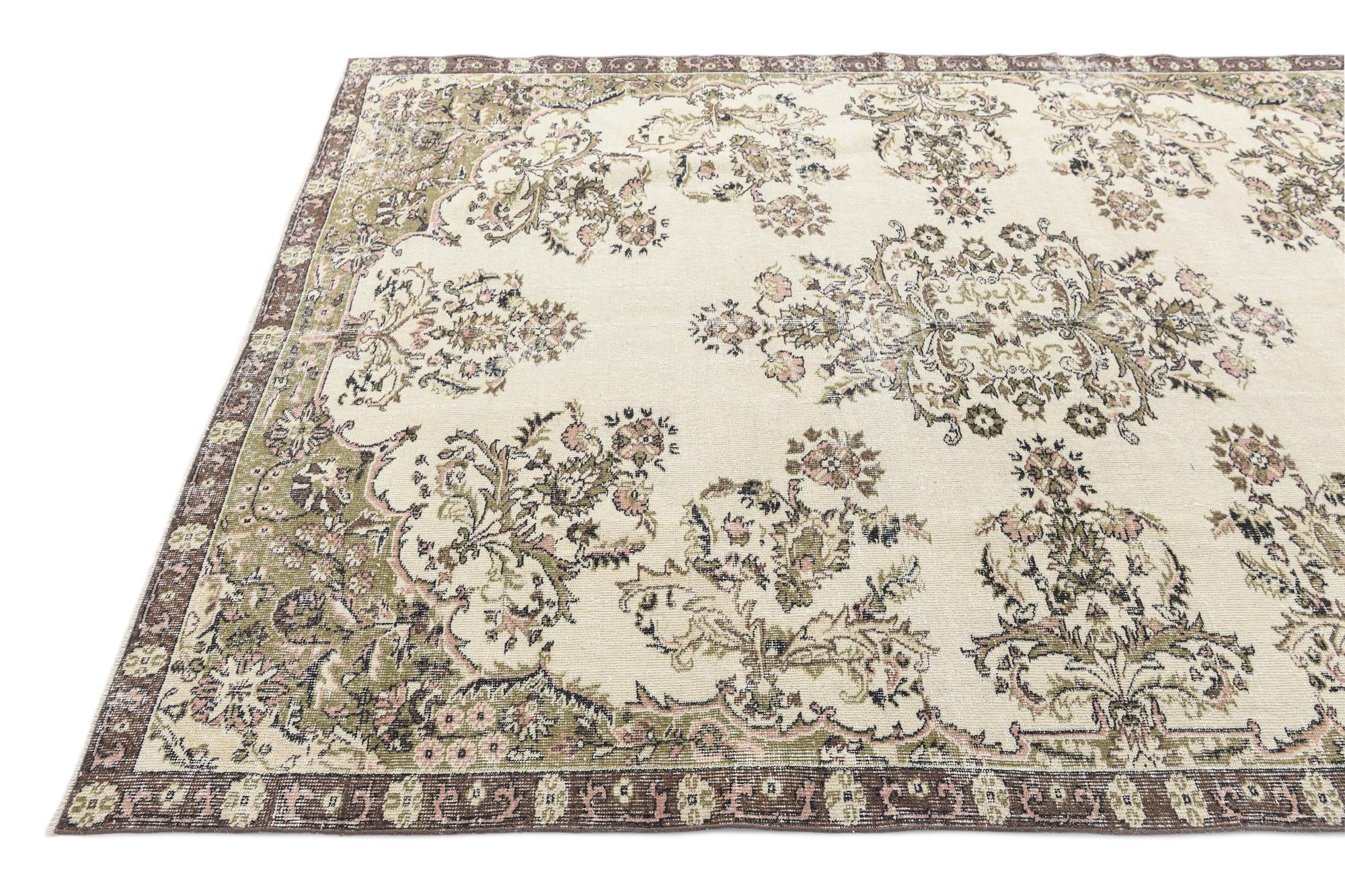 6' 10 x 9' 5 Ultra Vintage Wool Rug