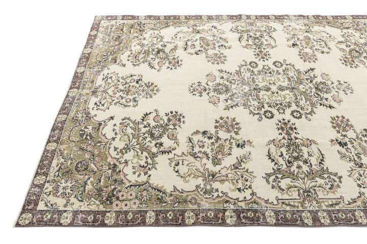 6' 10 x 9' 5 Ultra Vintage Wool Rug