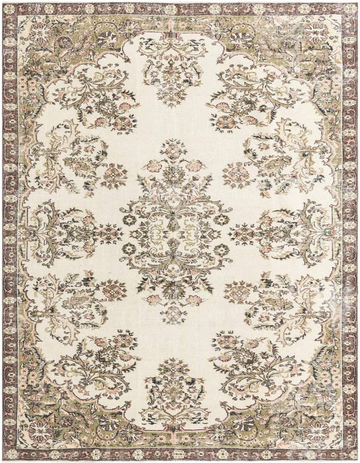 Detail image of 6' 10 x 9' 5 Ultra Vintage Wool Rug