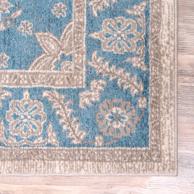 Detail image of 8' x 11' Vienna Rug