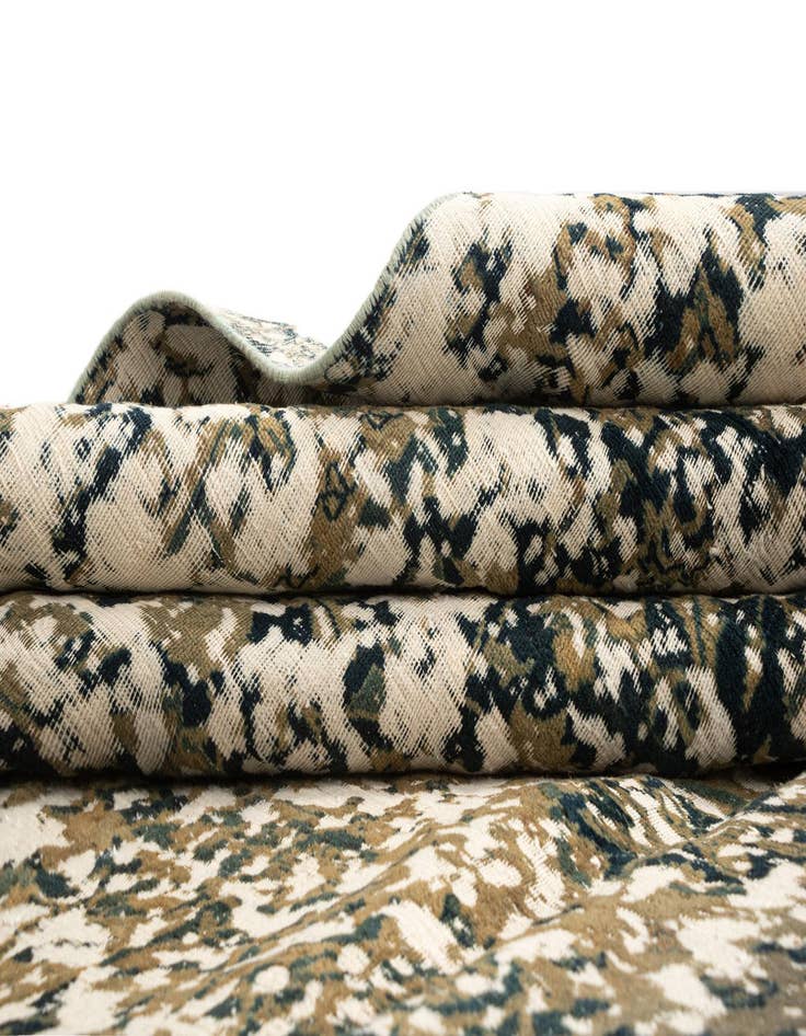 Detail image of 8' 8 x 11' 6 Vintage Royal Rug