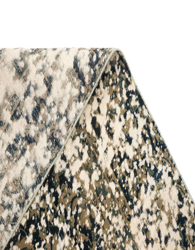 Detail image of 8' 8 x 11' 6 Vintage Royal Rug