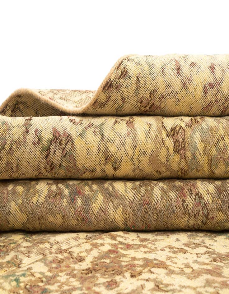 Detail image of 9' 10 x 12' 11 Vintage Royal Rug