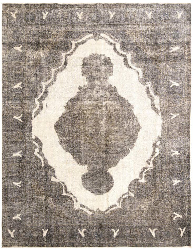 Detail image of 9' 9 x 12' 2 Vintage Royal Rug