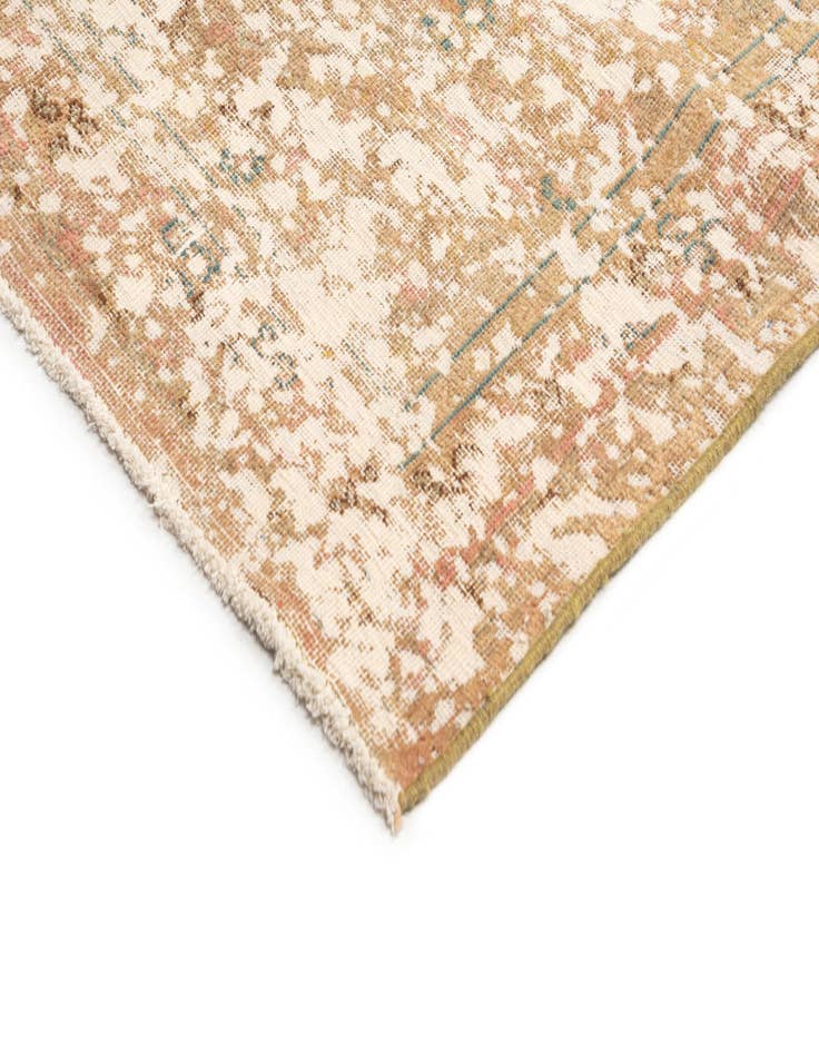 Detail image of 9' 7 x 12' 8 Vintage Royal Rug