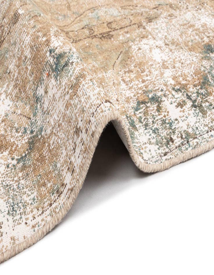 Detail image of 9' 5 x 13' 4 Vintage Royal Wool Rug