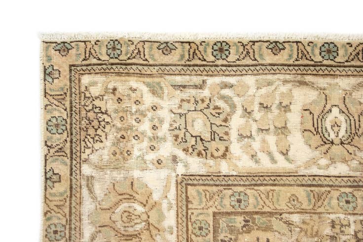 Detail image of 9' 6 x 12' 7 Hand Knotted Vintage Royal Persian Wool Rug