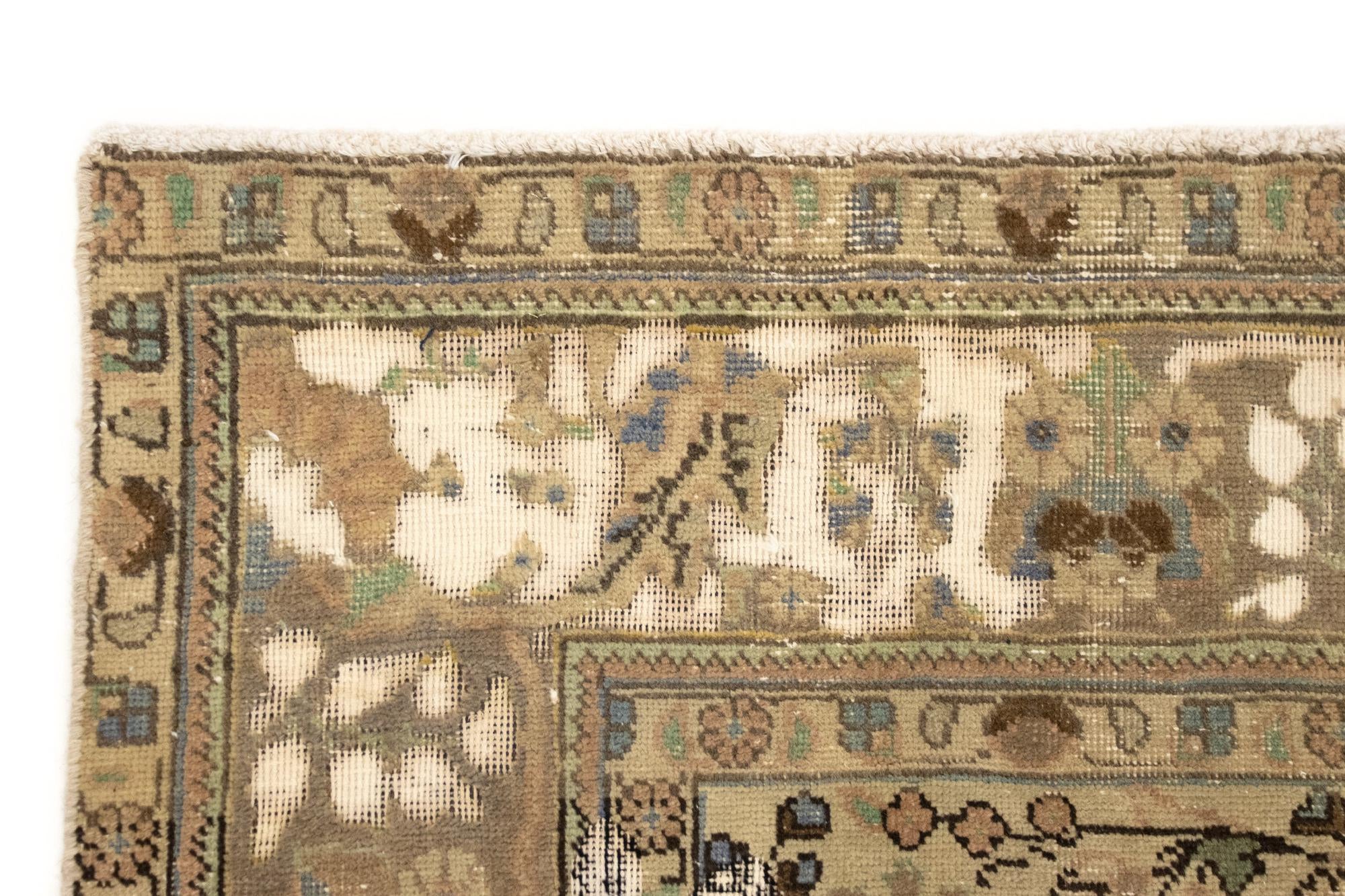 200cm x 300cm Hand Knotted Vintage Royal Persian Wool Rug