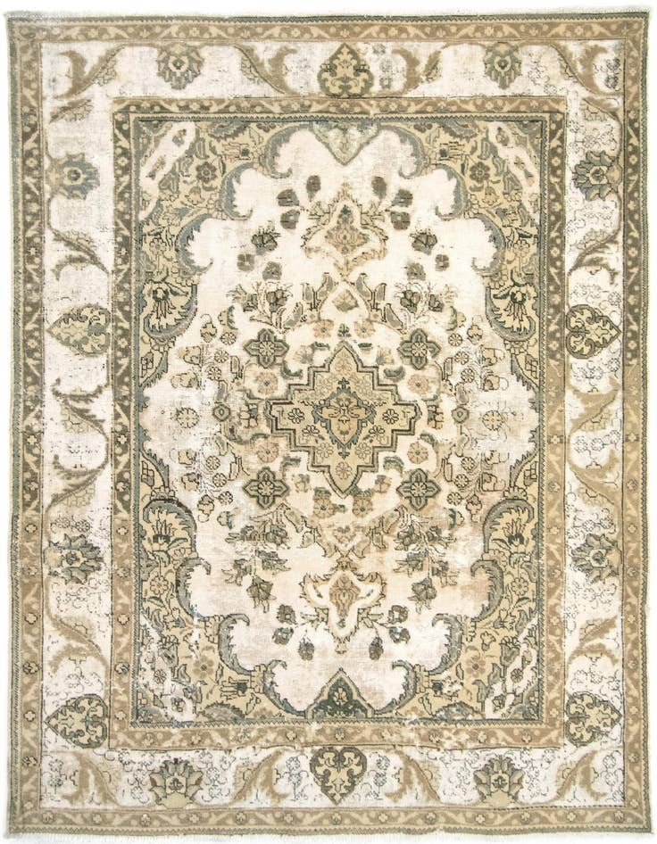 Detail image of 6' 4 x 9' 5 Hand Knotted Vintage Royal Persian Wool Rug