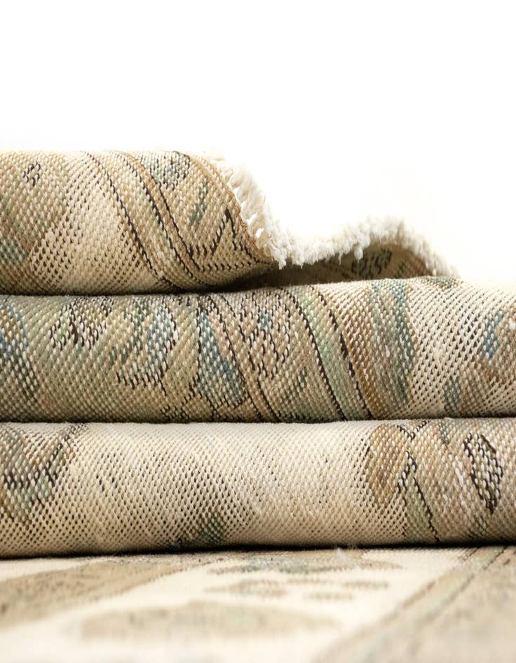 Detail image of 6' 11 x 9' 5  Hand Knotted Vintage Royal Persian Wool Rug