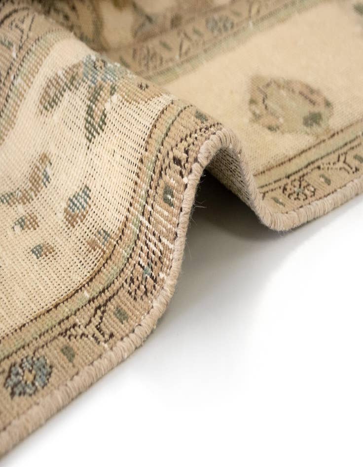 Detail image of 6' 11 x 9' 5  Hand Knotted Vintage Royal Persian Wool Rug