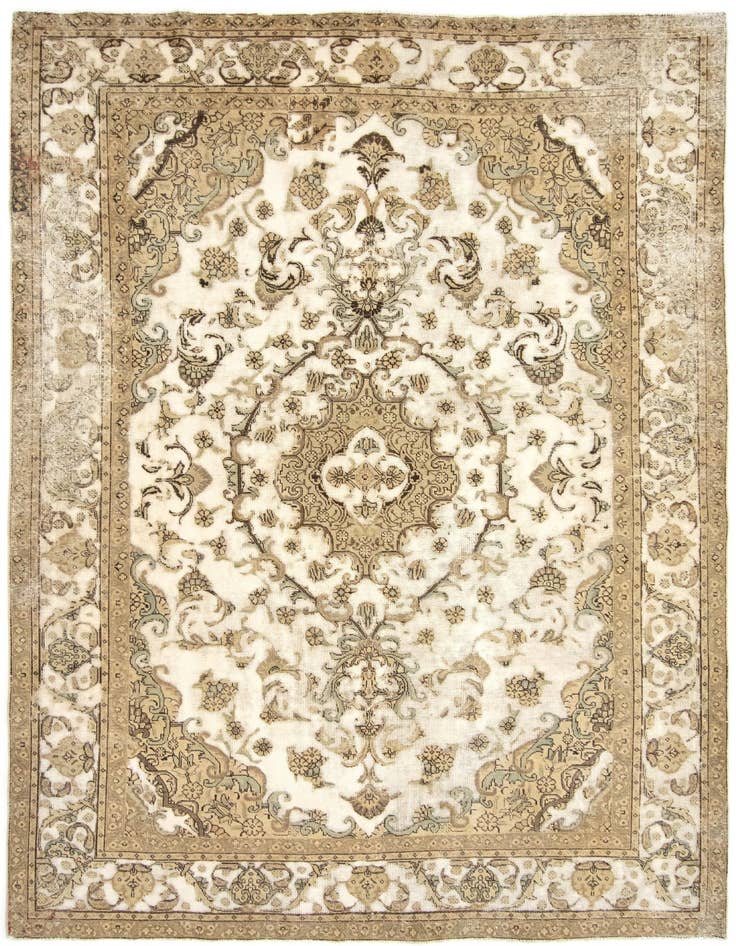 Detail image of 7' 10 x 11' 2 Hand Knotted Vintage Royal Persian Wool Rug