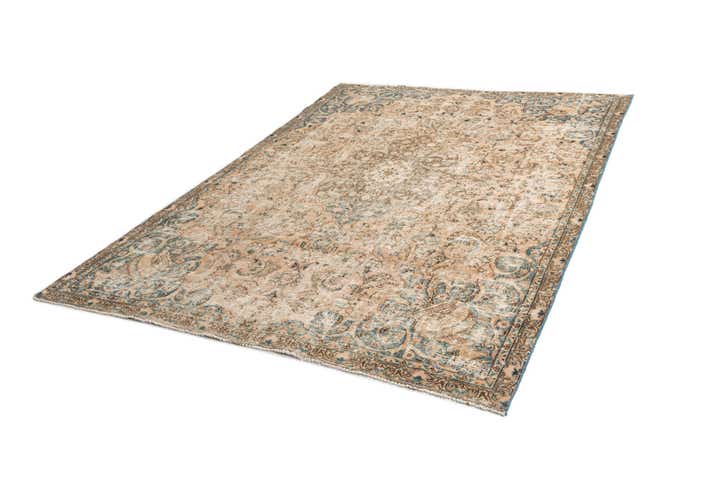 7' 9 x 10' 7 Vintage Wool Rug