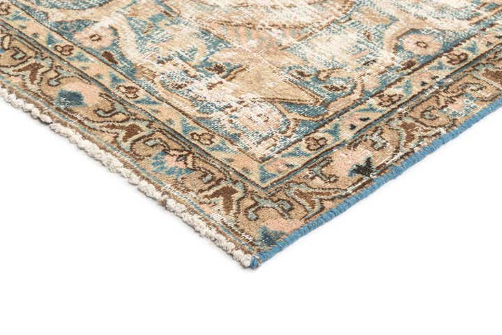 7' 9 x 10' 7 Vintage Wool Rug