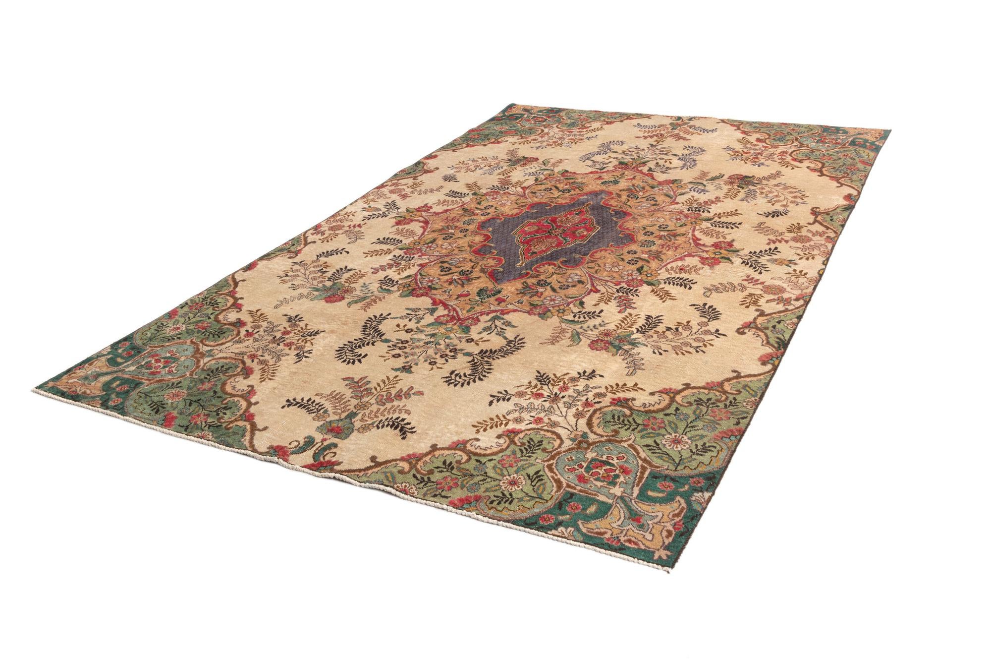 6' 10 x 10' 7 Vintage Wool Rug