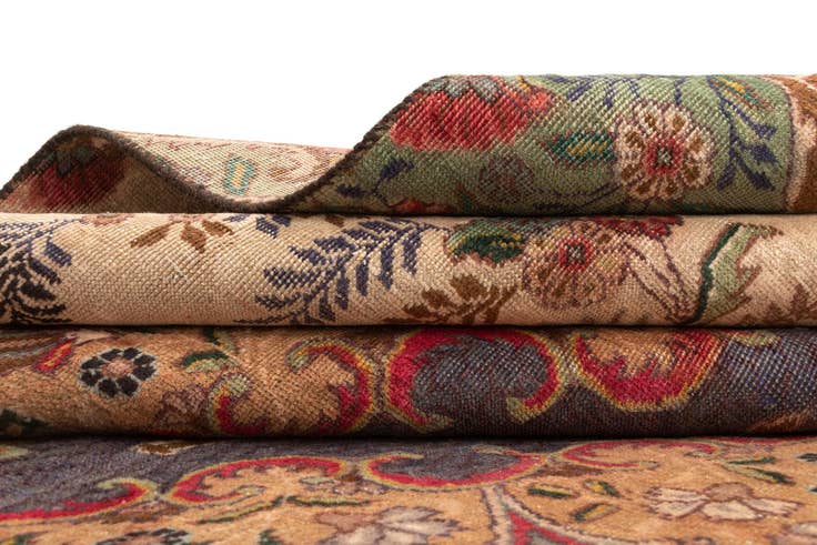 Detail image of 6' 10 x 10' 7 Vintage Wool Rug