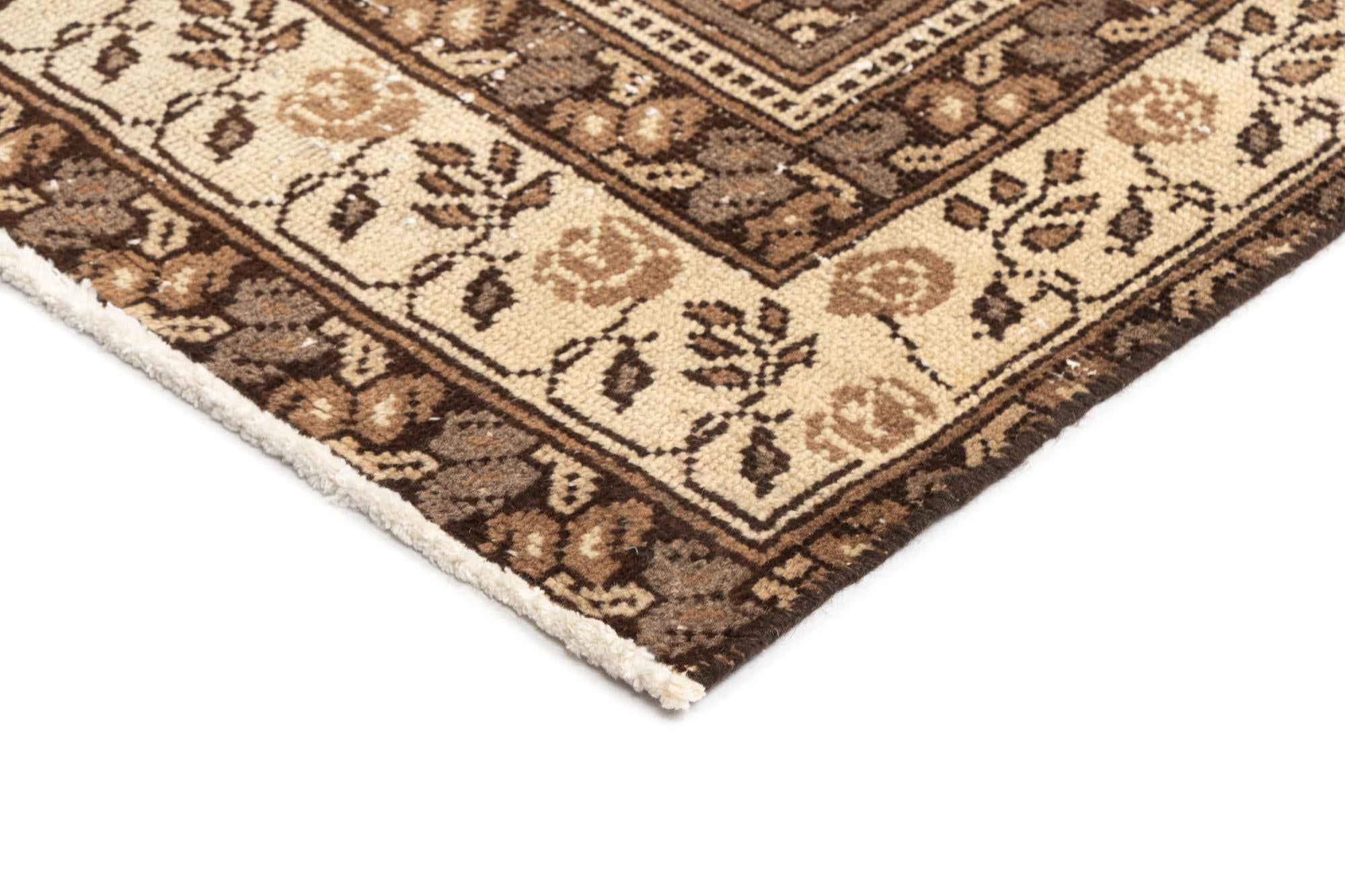 5' 10 x 9' 1 Vintage Wool Rug