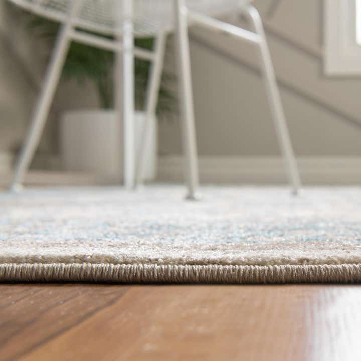 3' 3 x 5' 3 Viola Rug