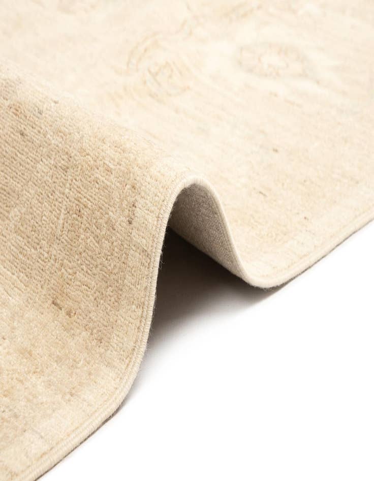 Detail image of 9' x 11' 9 Ziegler Rug