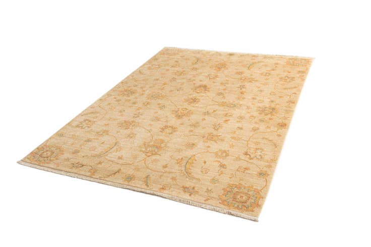 Detail image of 5' 9 x 7' 10 Ziegler Wool Rug
