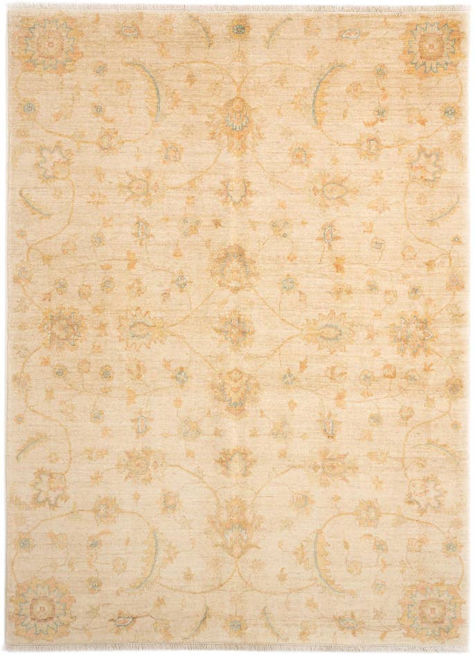 Detail image of 5' 9 x 7' 10 Ziegler Wool Rug