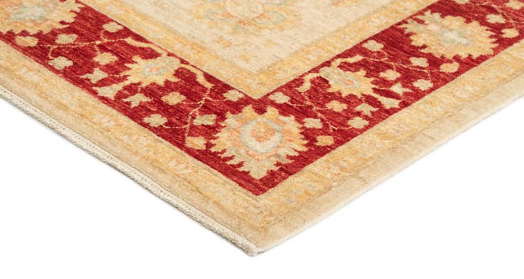 Detail image of 5' 7 x 7' 3 Ziegler Wool Rug