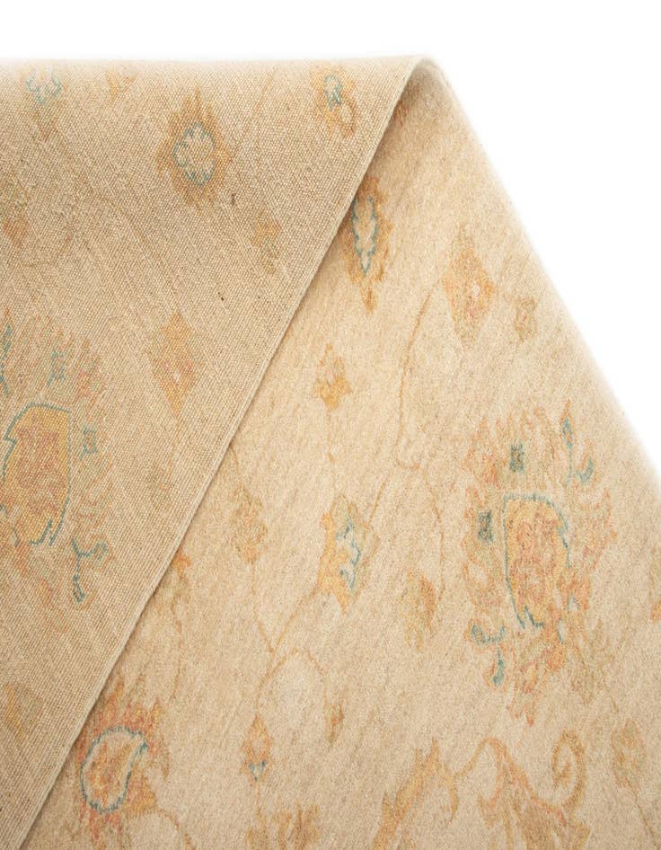 Detail image of 5' 10 x 7' 11 Ziegler Wool Rug