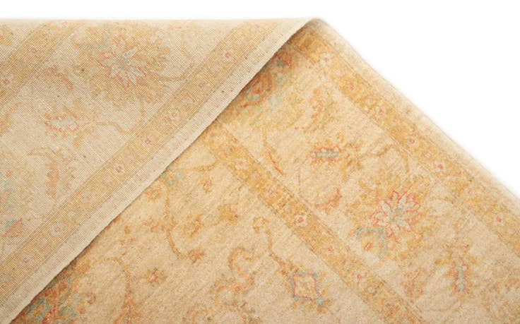 Detail image of 6' 8 x 8' 3 Ziegler Wool Rug