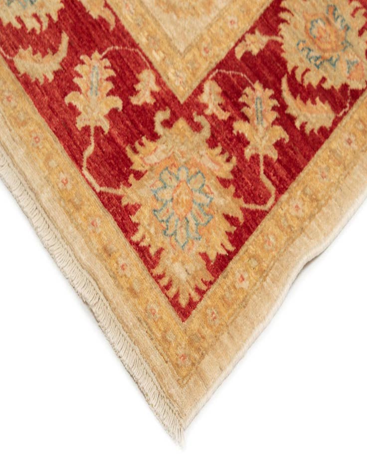 Detail image of 6' 9 x 8' 2 Ziegler Wool Rug