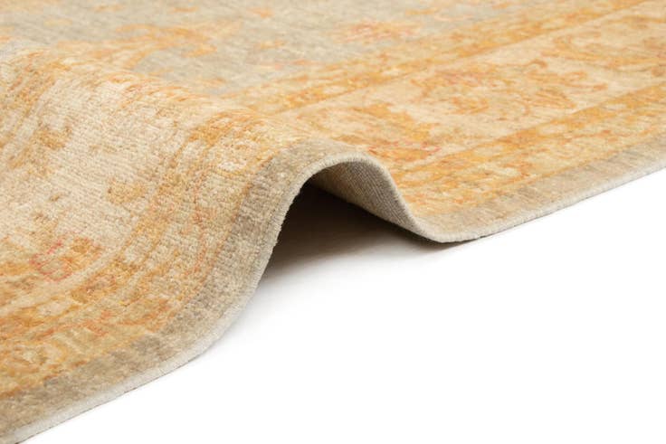 Detail image of 6' 8 x 8' 1 Ziegler Wool Rug