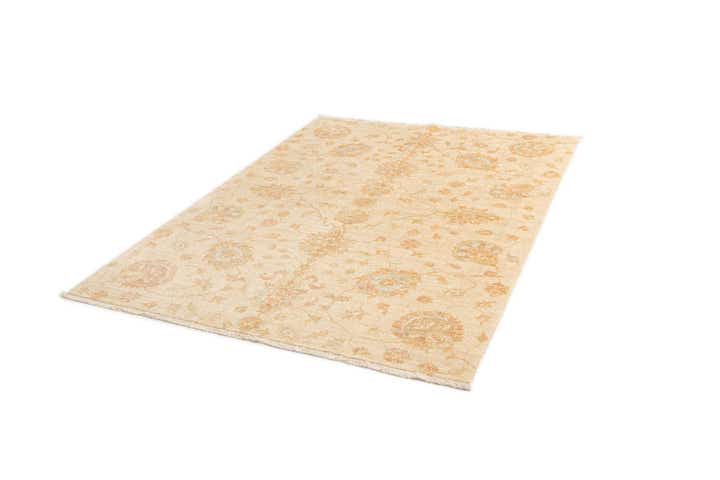 5' 10 x 7' 10 Ziegler Wool Rug