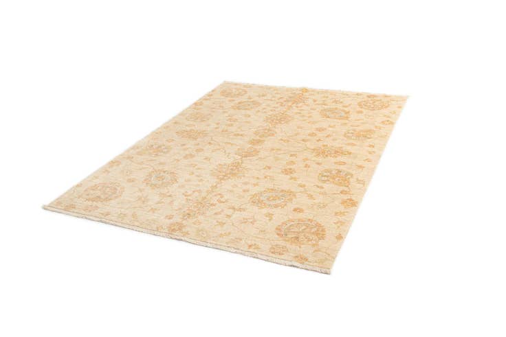 Detail image of 5' 10 x 7' 10 Ziegler Wool Rug