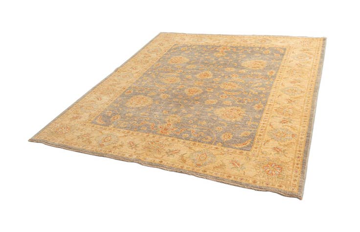 Detail image of 6' 7 x 7' 9 Ziegler Wool Rug