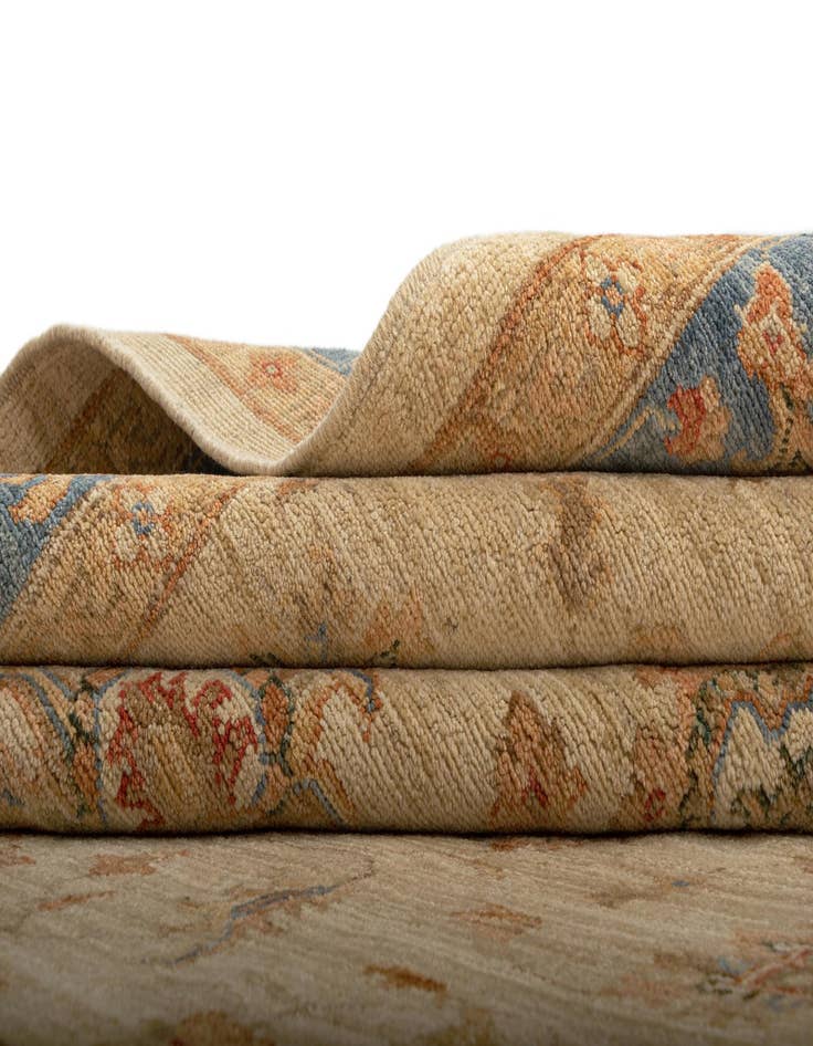 Detail image of 5' 7 x 7' 9 Ziegler Wool Rug