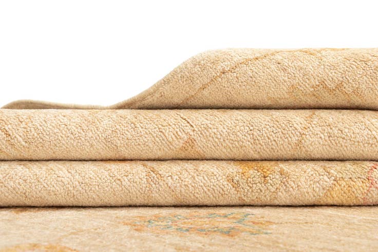 Detail image of 5' 8 x 7' 10 Ziegler Wool Rug