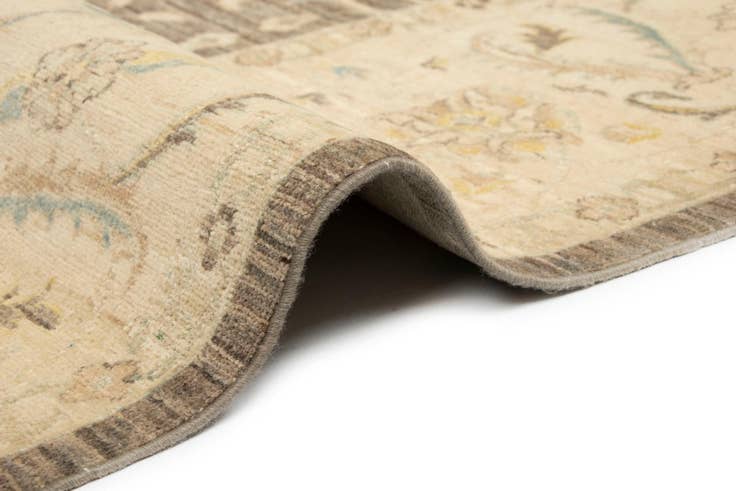 Detail image of 8' 11 x 11' 11 Ziegler Wool Rug