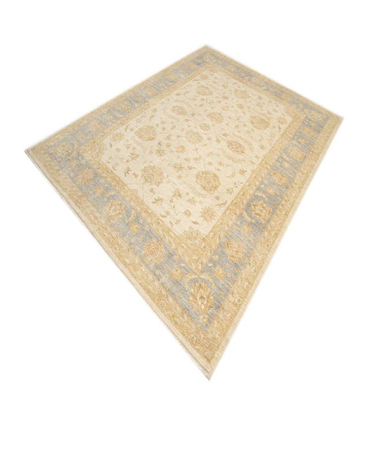 Detail image of 8' 6 x 11' 4 Ziegler Wool Rug