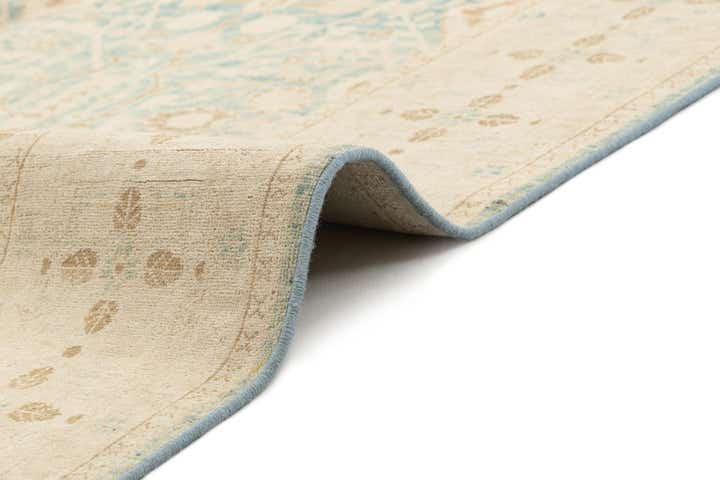 4' 10 x 6' 7 Hand Knotted Ziegler Rug