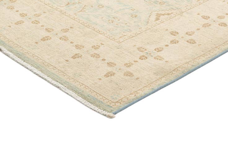 Detail image of 4' 10 x 6' 7 Hand Knotted Ziegler Rug