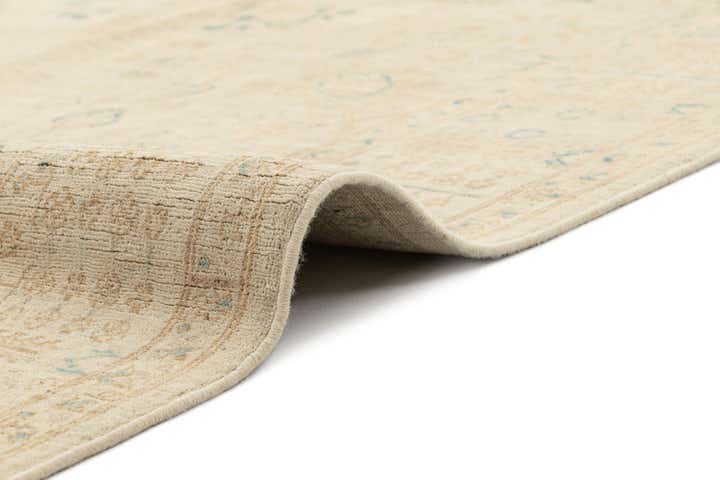5' x 6' 7 Hand Knotted Ziegler Rug
