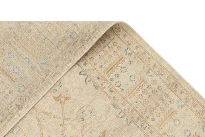 5' x 6' 7 Hand Knotted Ziegler Rug