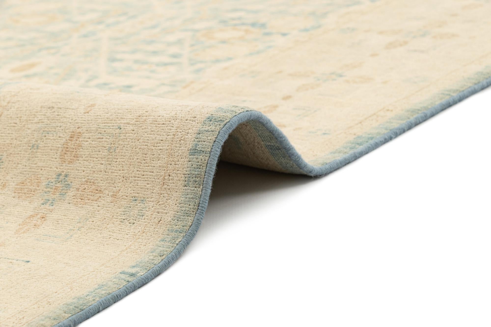 5' 1 x 6' 9 Hand Knotted Ziegler Rug