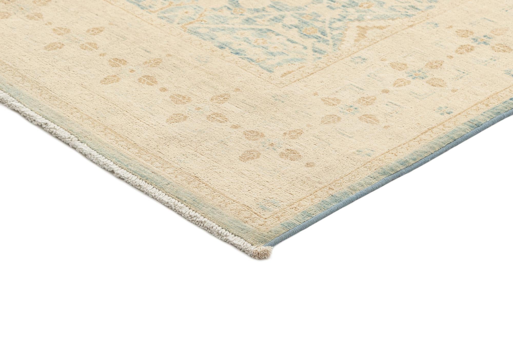 5' 1 x 6' 9 Hand Knotted Ziegler Rug