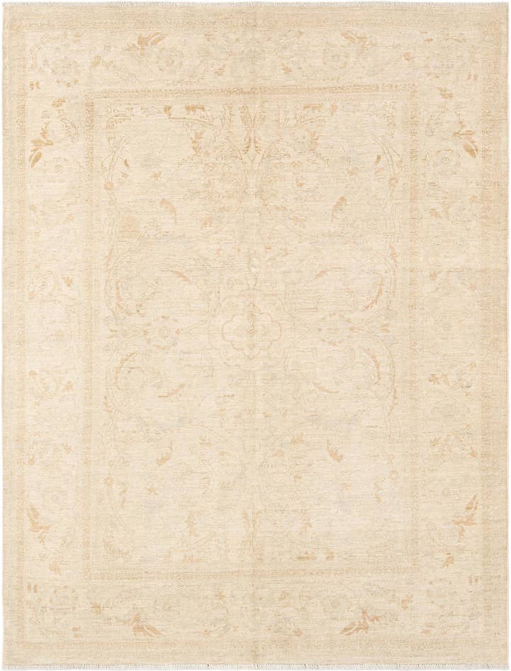 Detail image of 5' 1 x 6' 7 Hand Knotted Ziegler Rug
