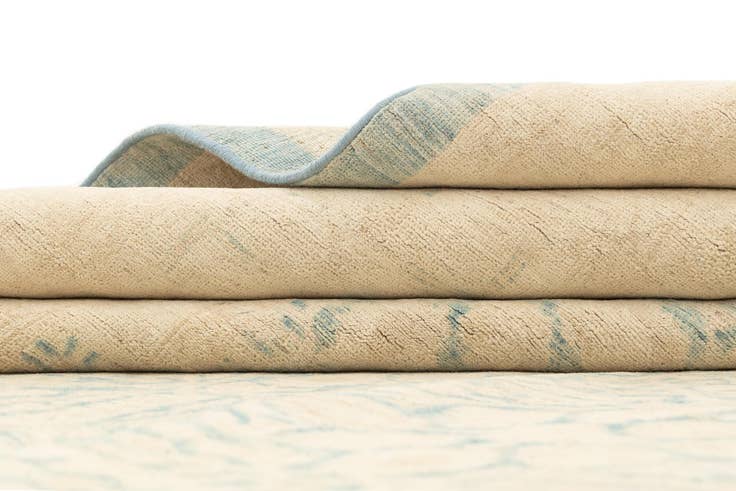 Detail image of 8' 4 x 11' 5 Hand Knotted Ziegler Rug